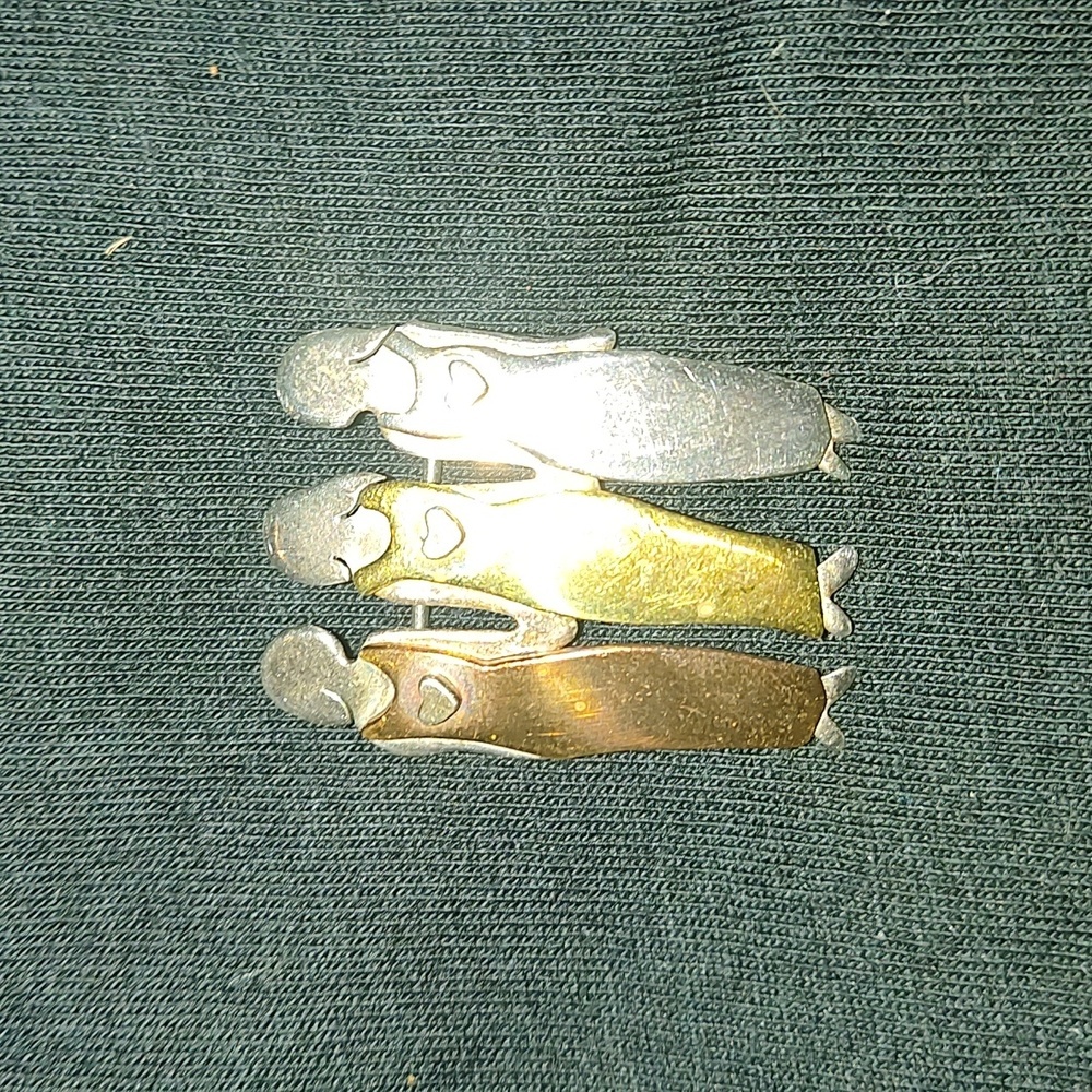 Farfetch sterling silver sisters brooch pin